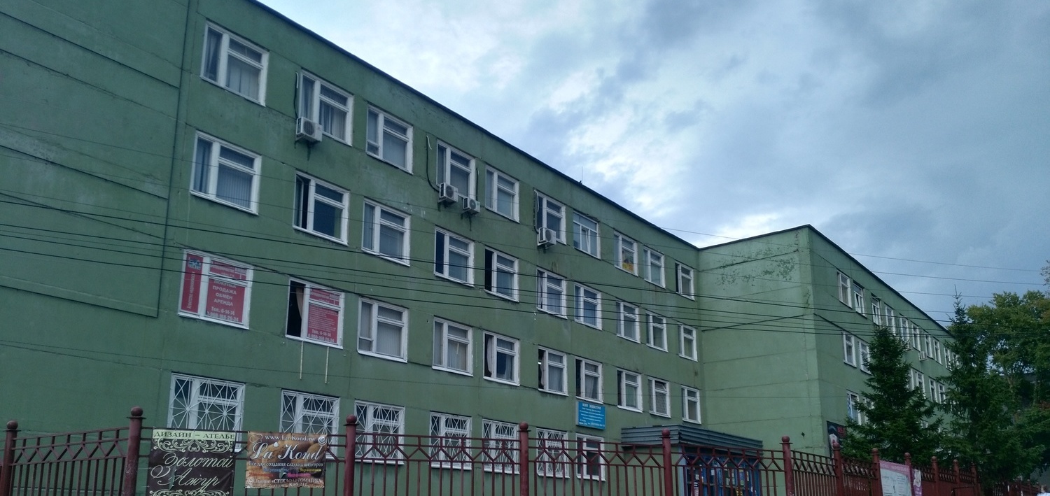 Фотография фасада БЦ Зелёный в городе Бор